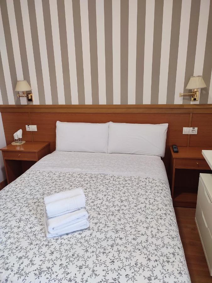 Hostal Salome Madrid Eksteriør billede
