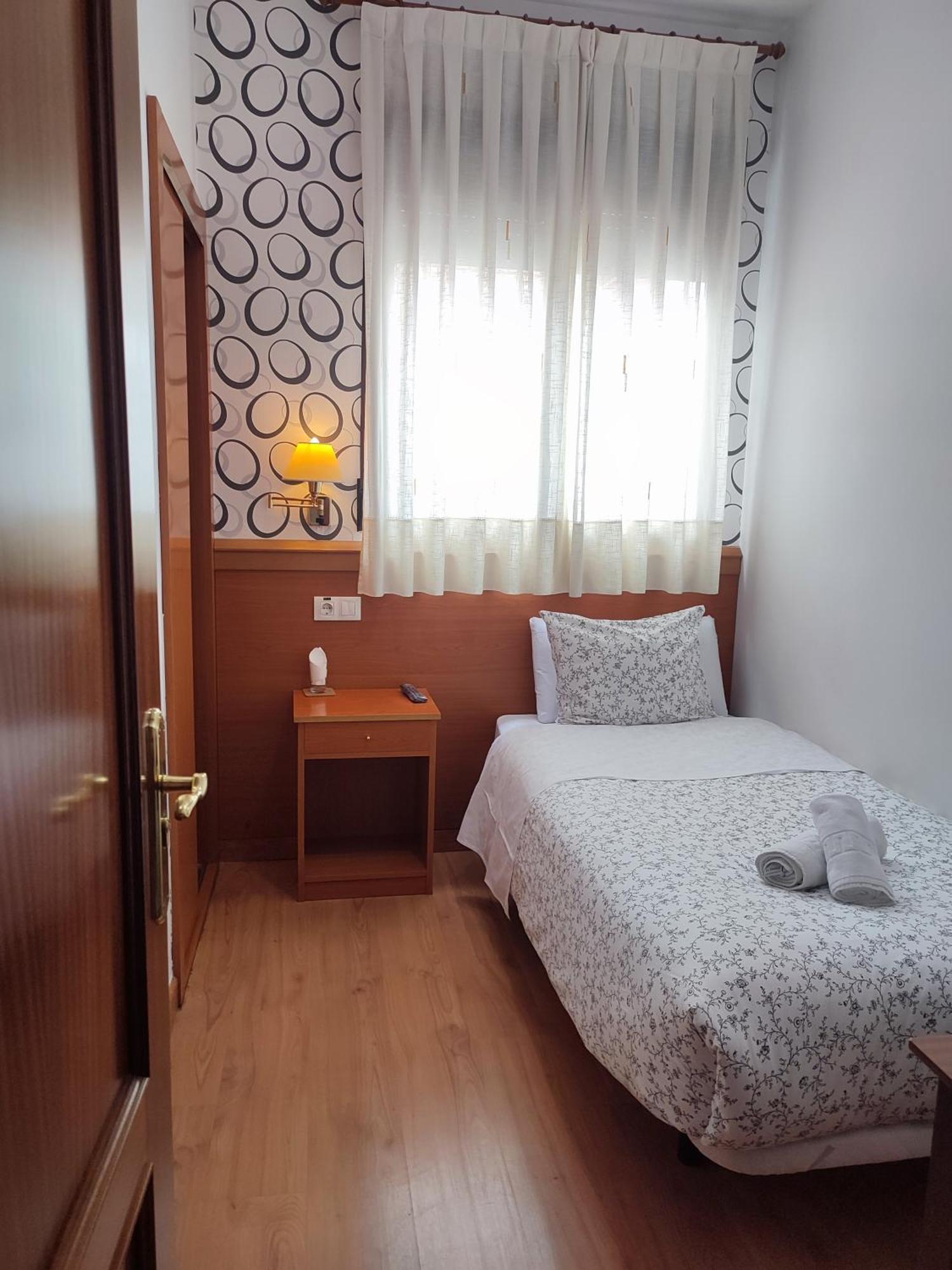 Hostal Salome Madrid Eksteriør billede