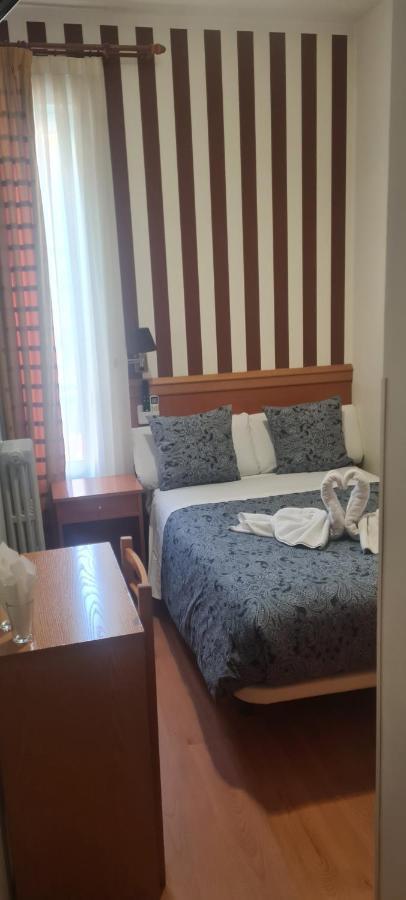 Hostal Salome Madrid Eksteriør billede